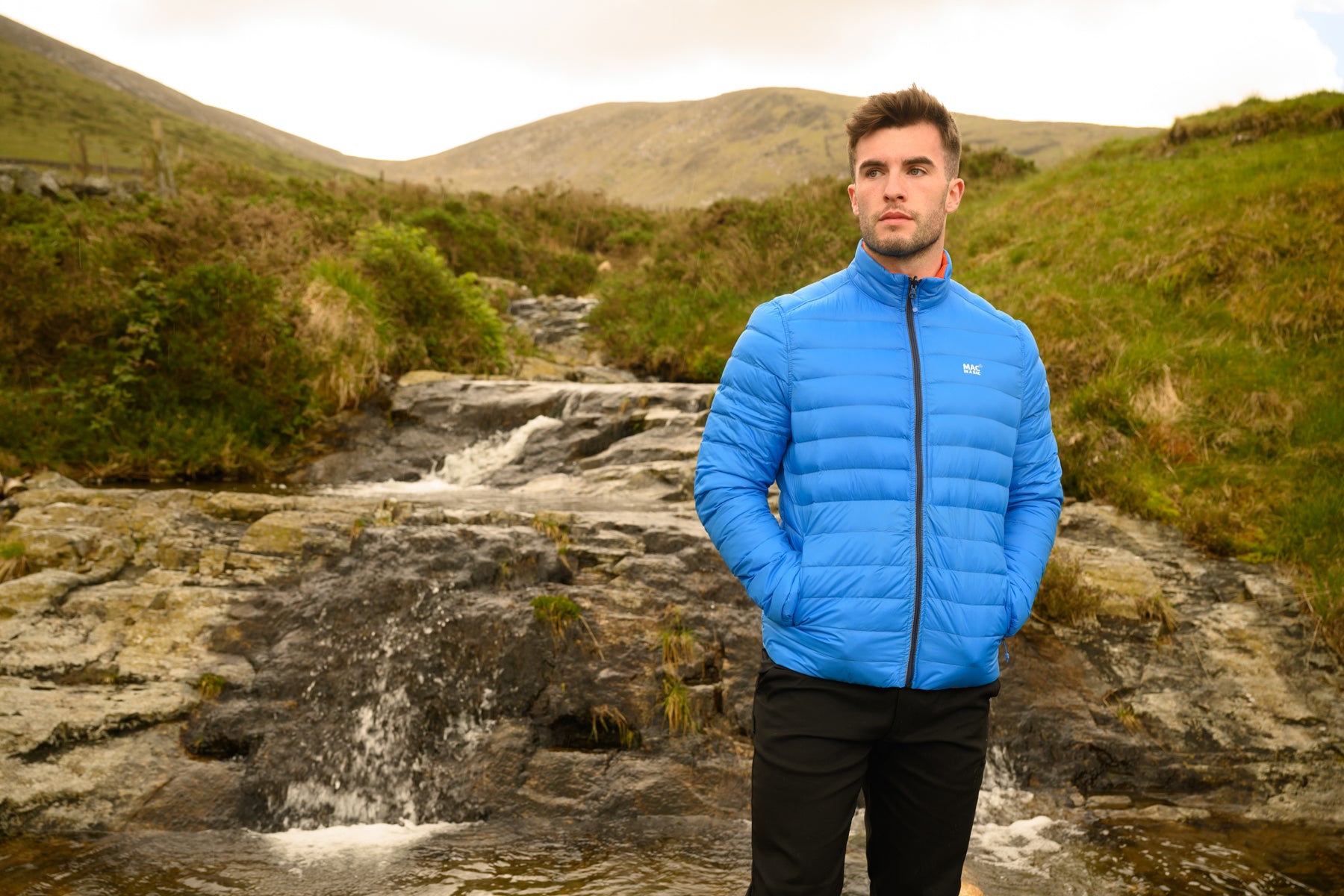 Reversible Puffer Jacket in Light Blue