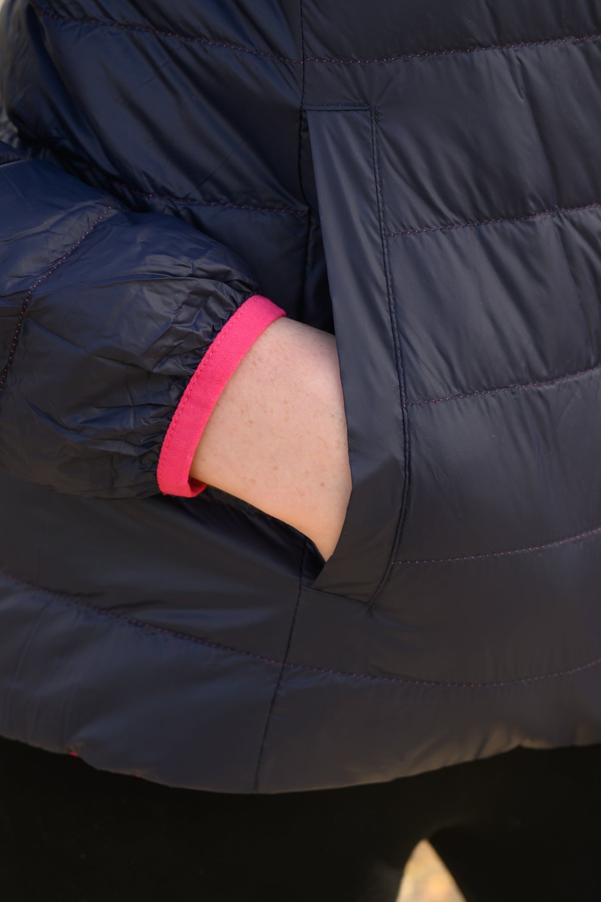Polar - Packable Women's Down Jacket - Pink Navy