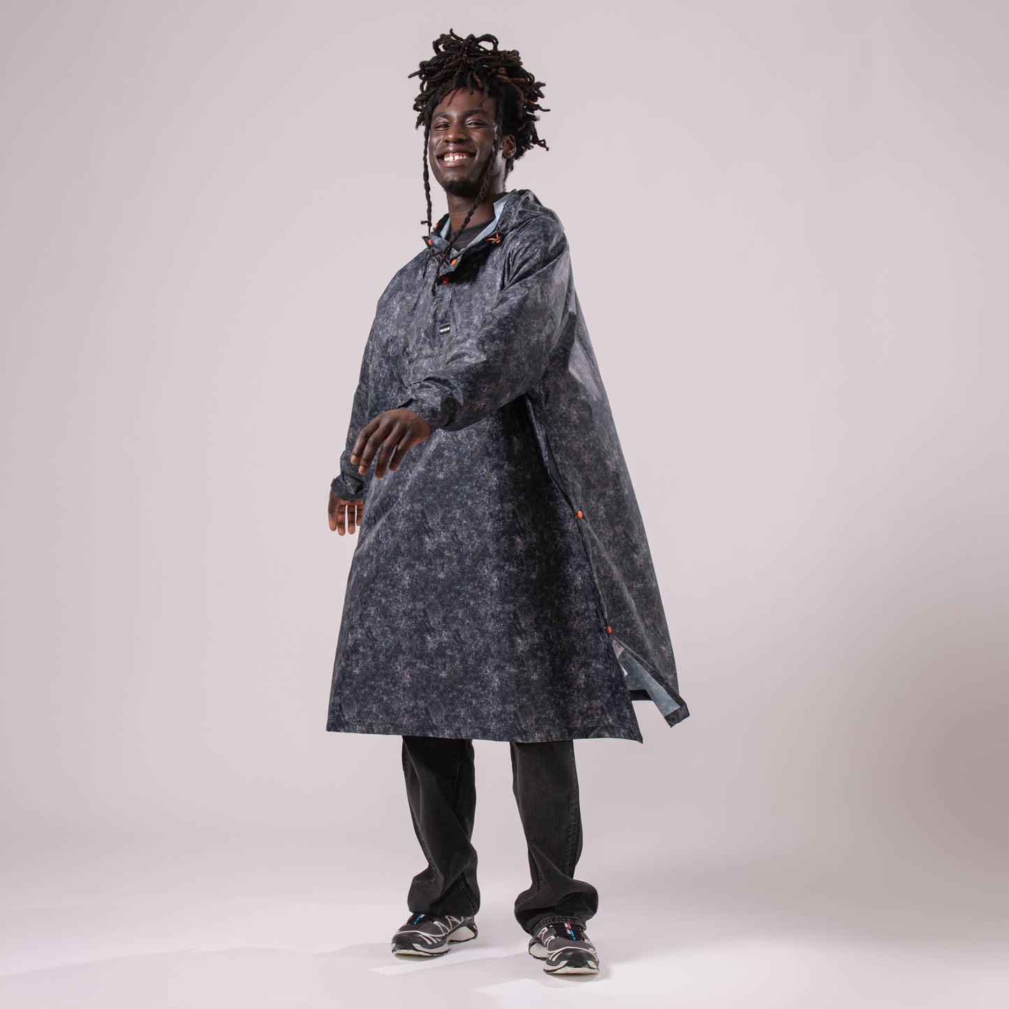Poncho Packable Waterproof Cape - Graphite Etch