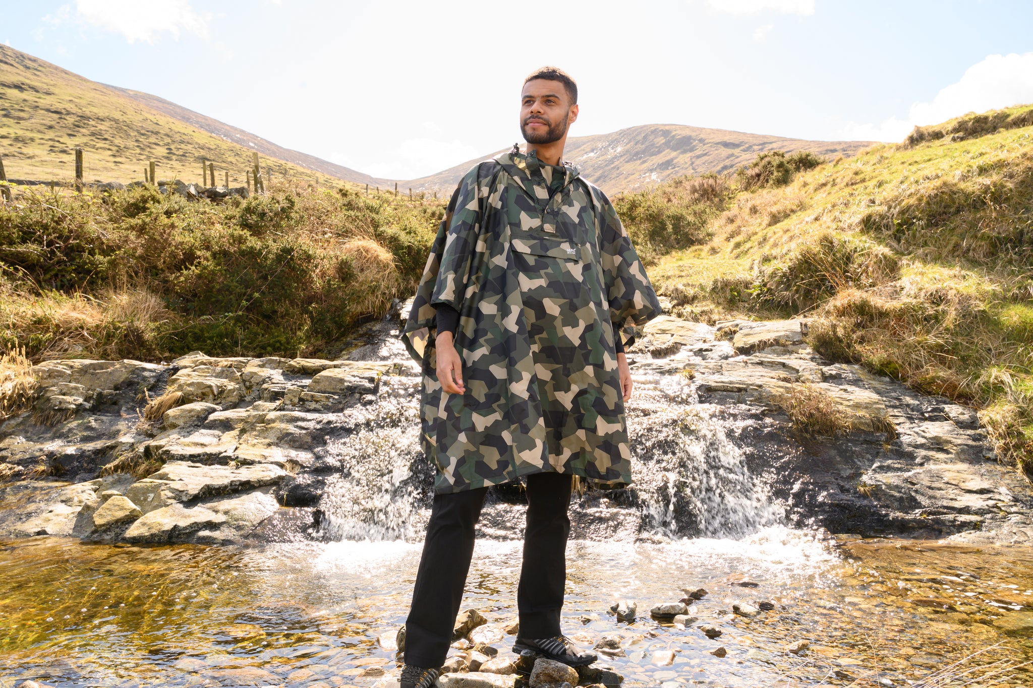 Poncho Packable Waterproof Cape - Green Camo