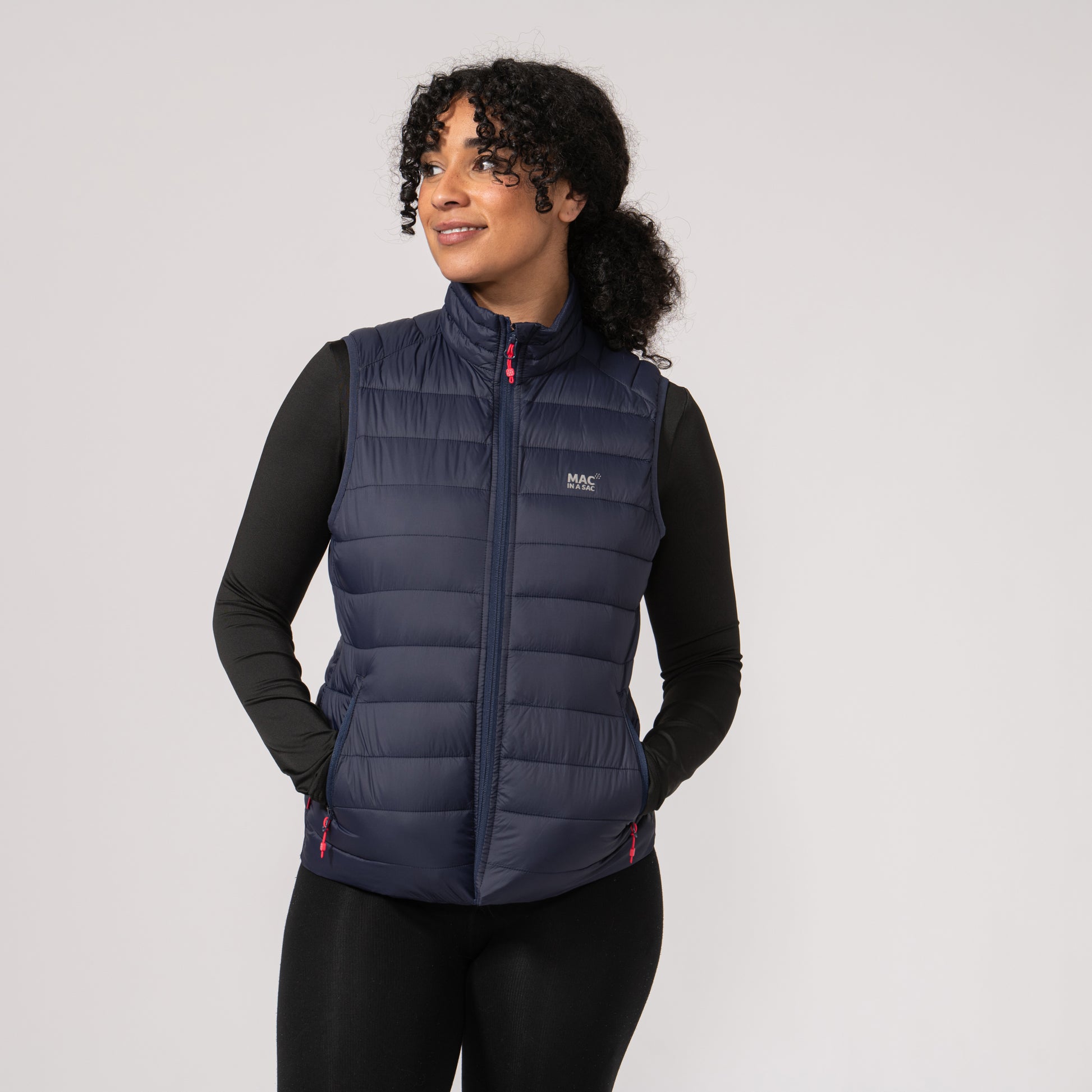 Gilet matelassé HYPRAR avec col montant, en tissu déperlant recyclé | Tous les gilets | Gilets Gilet matelassé HYPRAR avec col montant, en tissu déperlant recyclé | Tous les gilets | Gilets